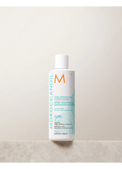 Кондиціонер для кучерявого волосся Moroccanoil Curl Enhancing Conditioner 250 ml Кондиціонер для кучерявого волосся Moroccanoil Curl Enhancing Conditioner 250 ml